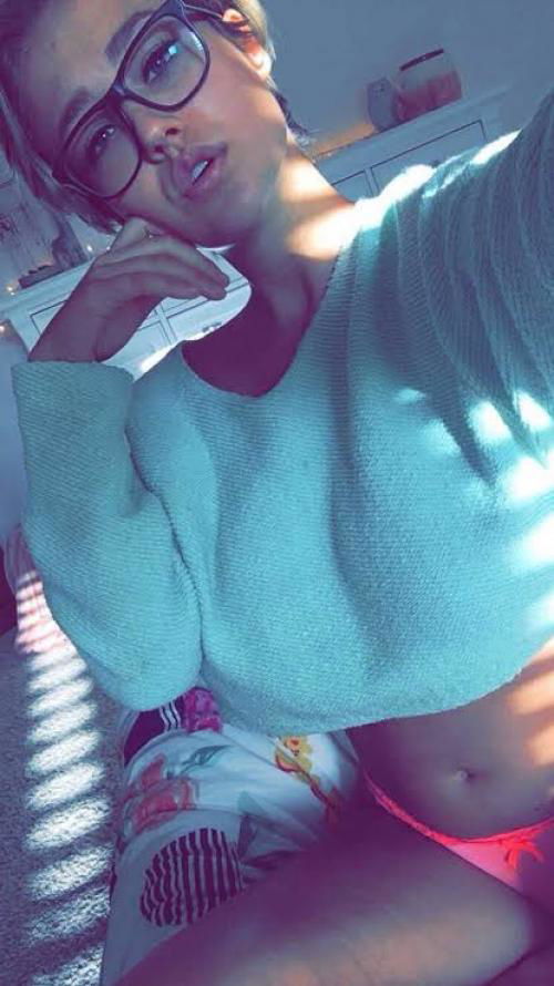 Am available baby