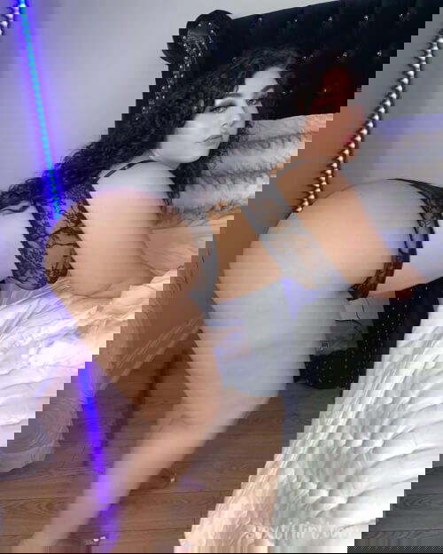 I am horny add me snap: neepy9113 