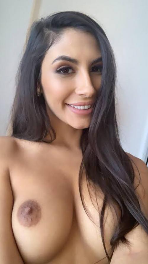 I’m available for hookup outcall and incall snap:beautyhan204 text:+17067052054