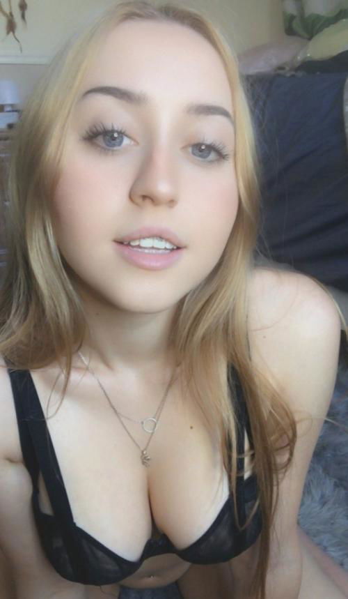 I'm down for anything dirty hookup sex, live sex video call and nudes snaps pics and videos, hit me up on my snapchat: maddyqs23