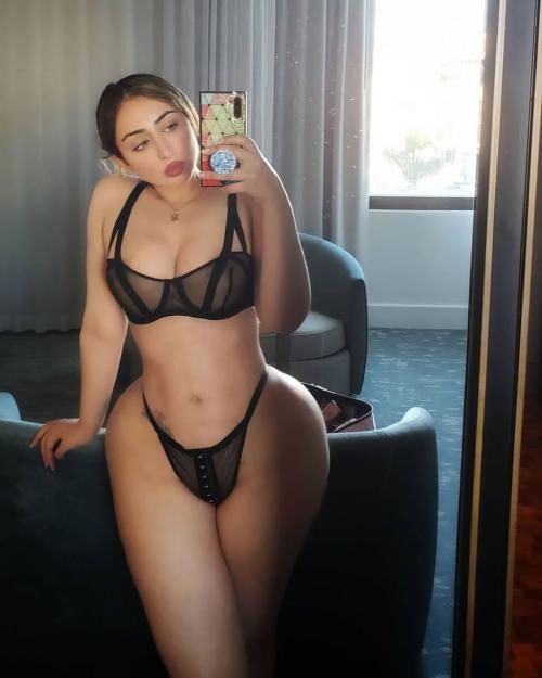 I’m available for hookup and I sell content