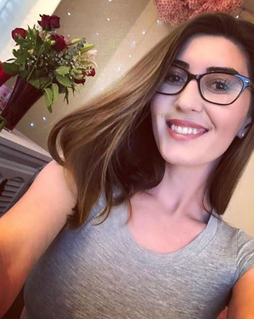 I am single looking for fun snapchat me ericalivia22