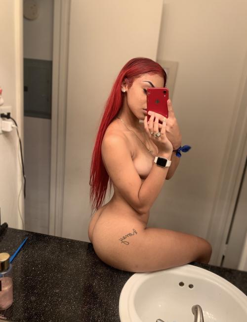 i am horney who want free fun with me on snapchat anaava584