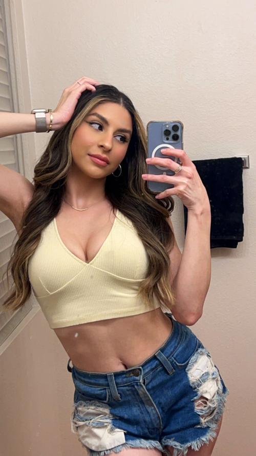 janewta's snapchat photo - fingering, horny, creampie