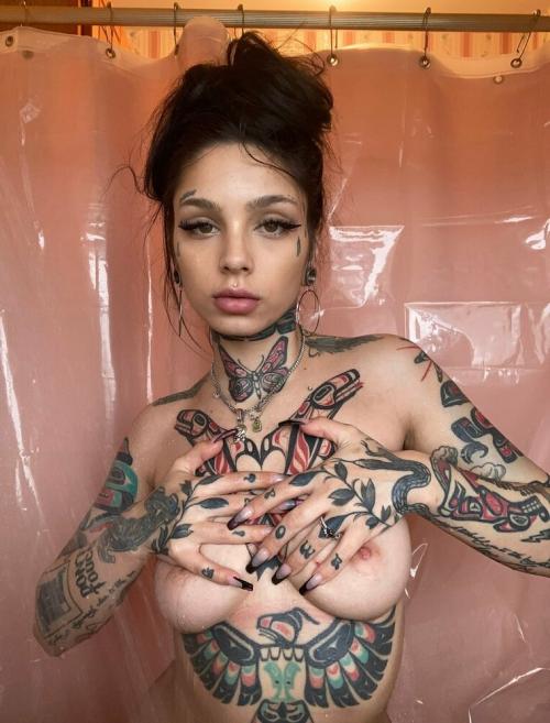 liza90's snapchat photo - fingering, horny, pussy