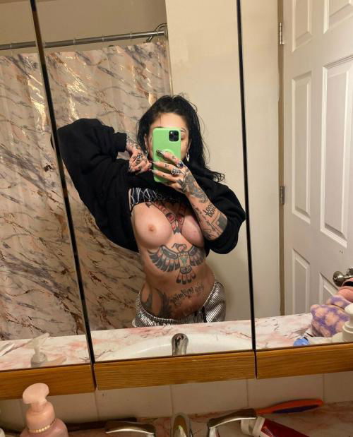 Nude video,Sexting and Live video call sex add me on snap: soyas2212 and Telegram: @Liza_715