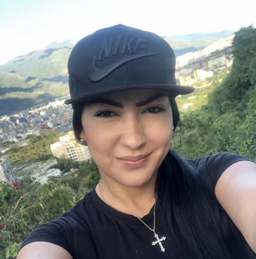 Hey! I'm here to make friend with benefits. If you are interested you can chat me up