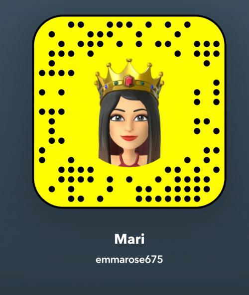 I am so much horny Snapchat girl if u want to paly then join me