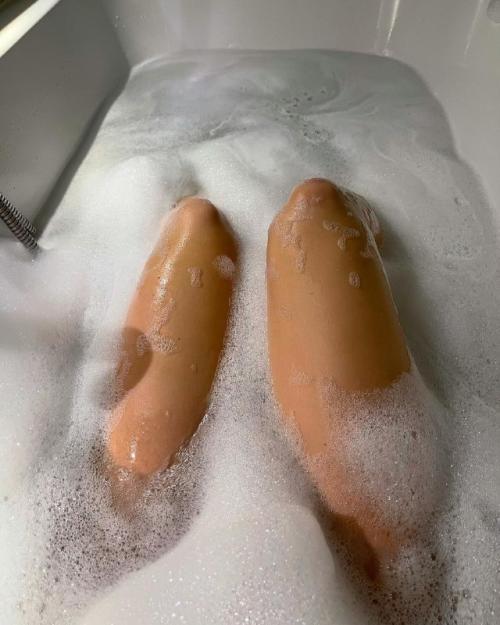 jaraus32's snapchat photo - fingering, sexy, babe