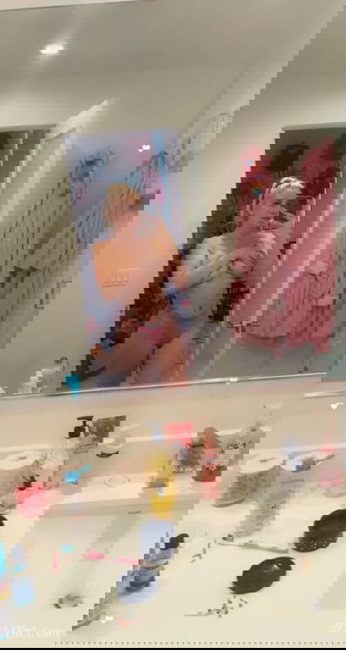 Horny asf hmu on snap maddywhittie