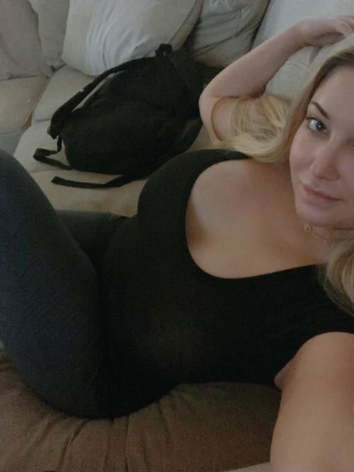 Ok am down to meet up and looking for a serious relationship dm active on Snapchat :evernly_w22
