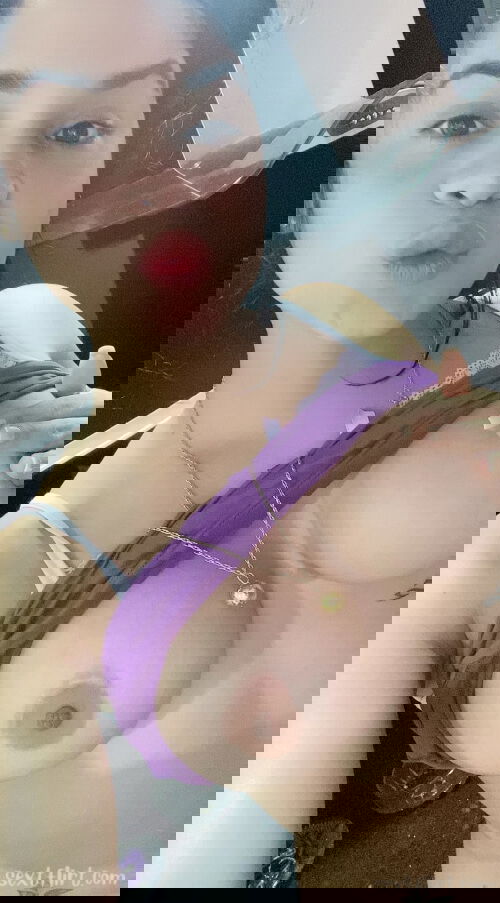my snap id @maritmoe2021