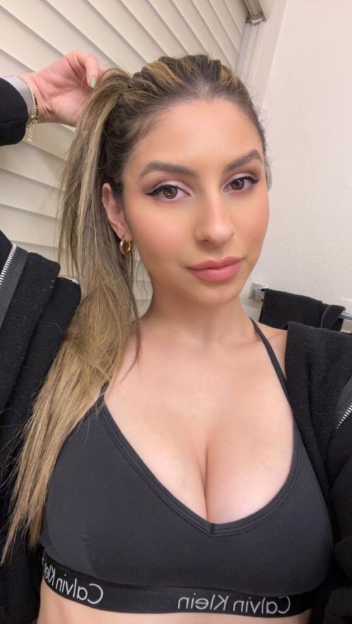 Snapchat: jane.wta - available for video call/custom