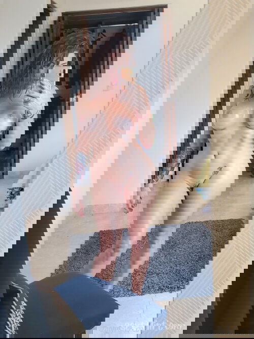 Coco_momma0 add me for hookup