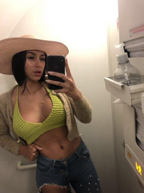 Incall and outcall saviecs