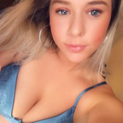 kittyhottie23