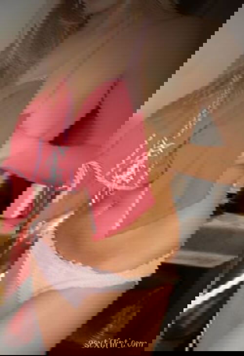 I'm su horny please add me snap
