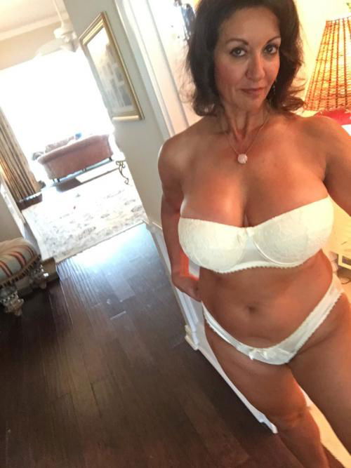Fuck me on Snap >> mommy-50plus