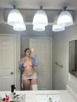 janettt's snapchat photo - nude, pussy, anal
