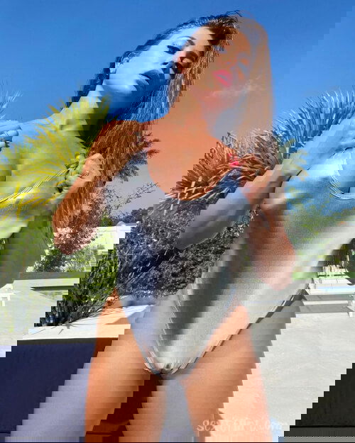 @look my pussy