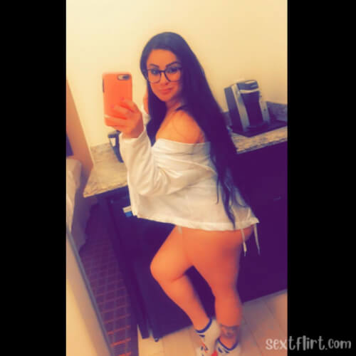 I'm hot come it's my snap: z_norman6820