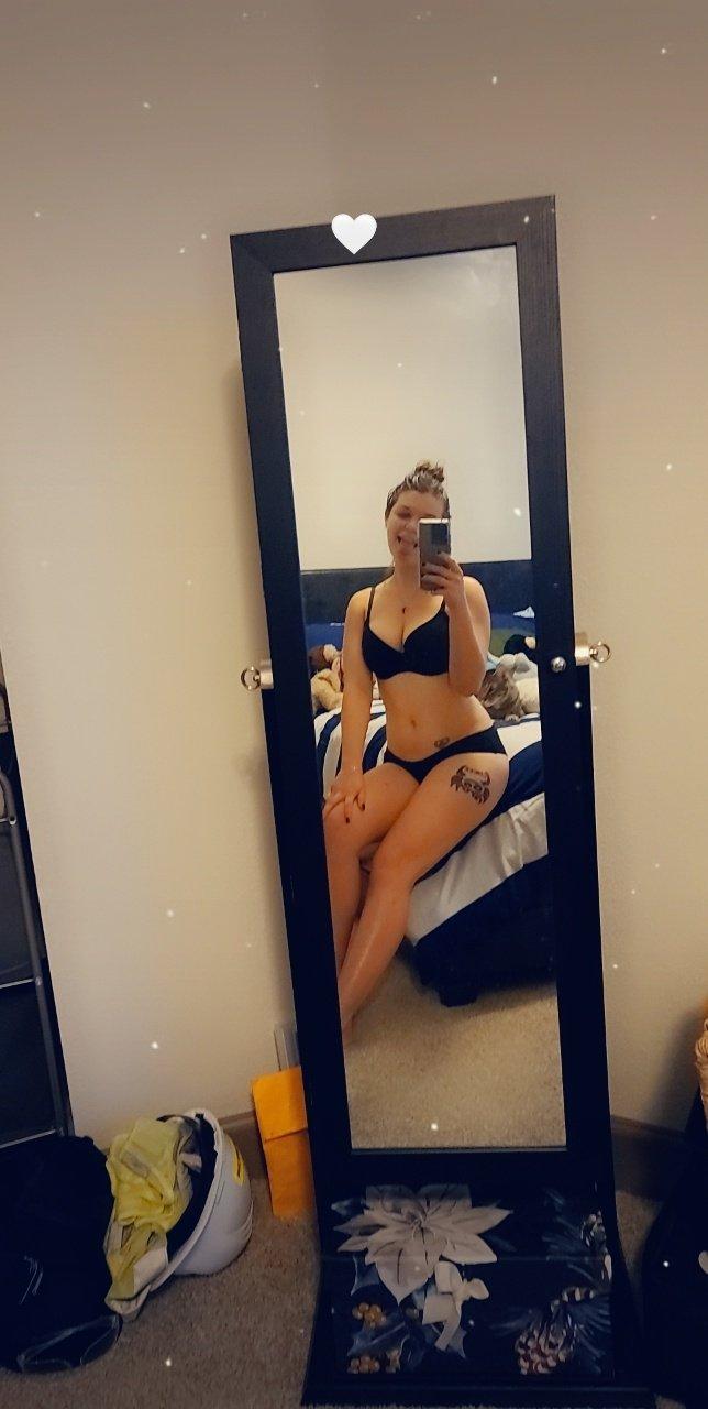 I’m available for any kind of fun hookup or premium and I charge