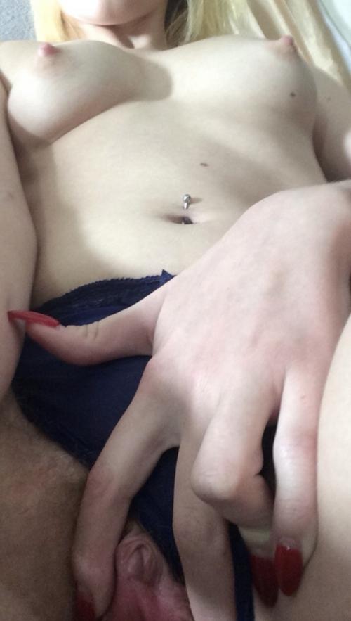 I’m down for anything dirty, hookup, sext and nude trading, hit me up on Snapchat @crytalethan220