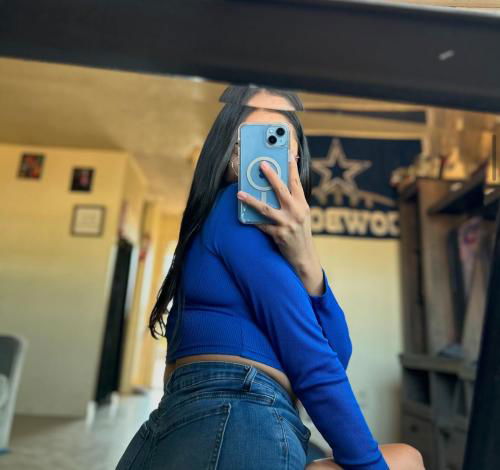 I’m into selling of nudes and also into meetup message me with my number +19282481869