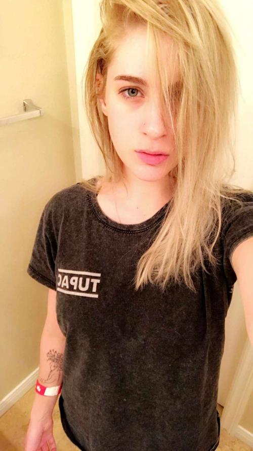I'm down for nudes videos and live cam sex video call if you are interested hit me up on my personal Snapchat @ose299
