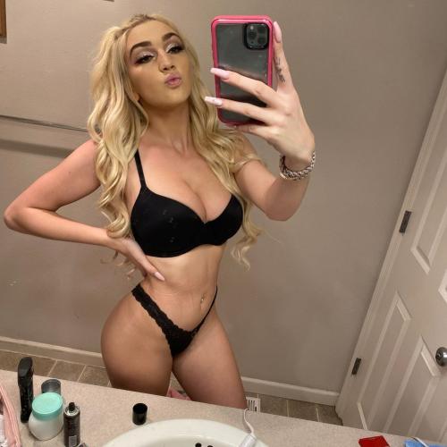 I’m available for fun both incall or outcall hit me up on on my snap; Clarajanet233