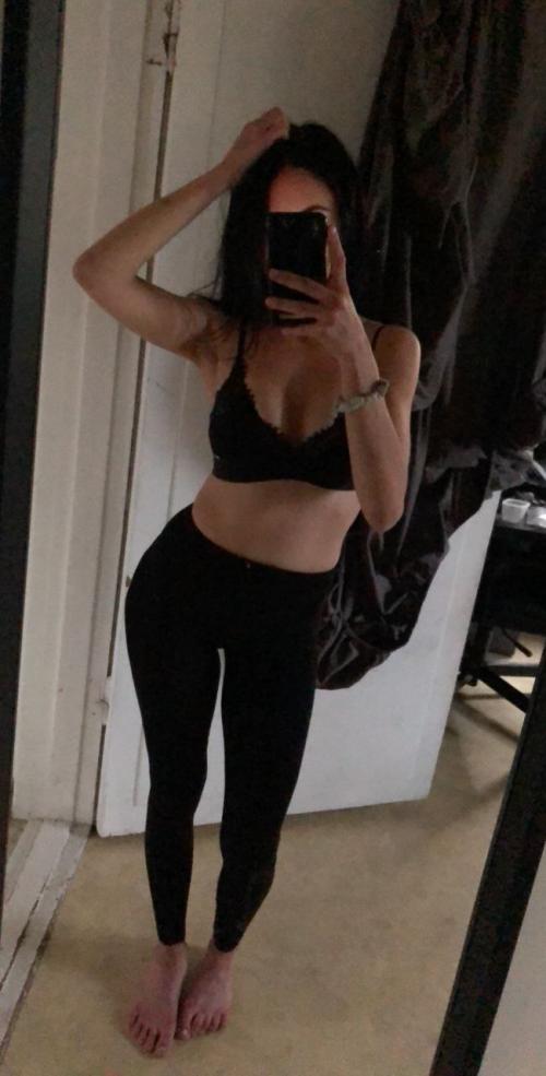 huueu's snapchat photo - porn, milf, horny
