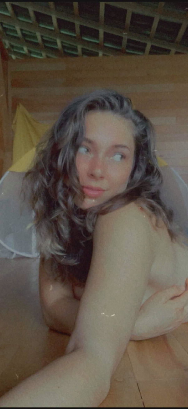elenayel2021's snapchat photo - pussy, babe, creampie