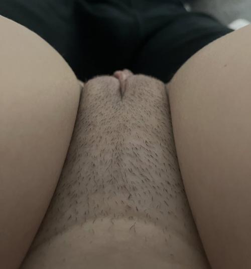 Am down for sexting and hookup on Snapchat apriloneil00