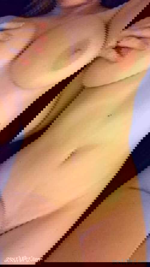 I'm a hot girl