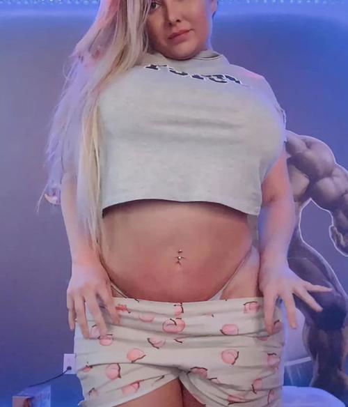 I’m available for friends with benefits just sex no strings attached Snapchat: ge_katie23