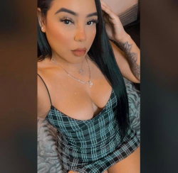 annasnider001's snapchat photo - sex, horny, sexy, Curvy, Brunette, Selfie, Tattoo