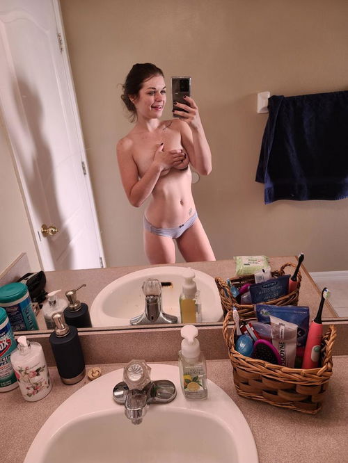 I’m available for any kind of fun hookup or premium