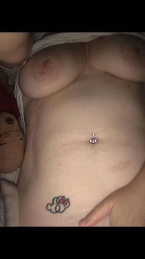 I’m available for hook up and I’m down for all sorts of fun                           Snap I’d:calista_osher