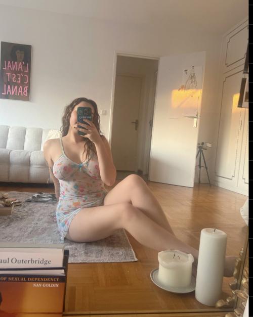 Snapchat: lydiyaw ,add me for cum with me everyday