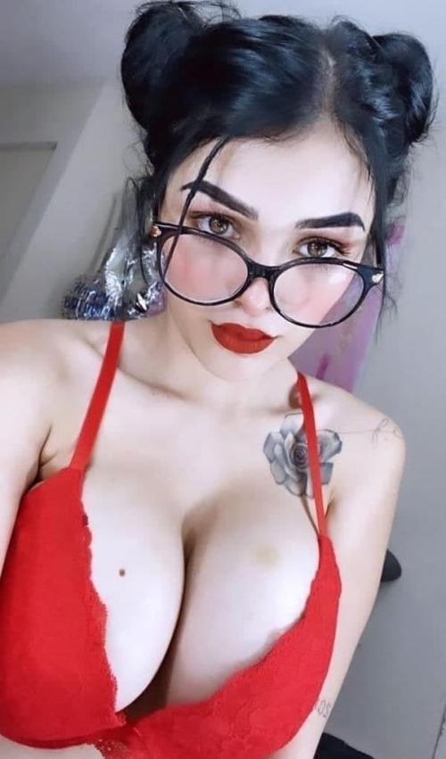 nova226's snapchat photo - slut, horny, nsfw