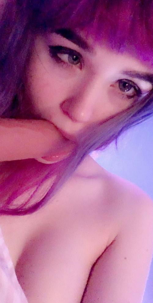 Hey <3 add me on snapchat