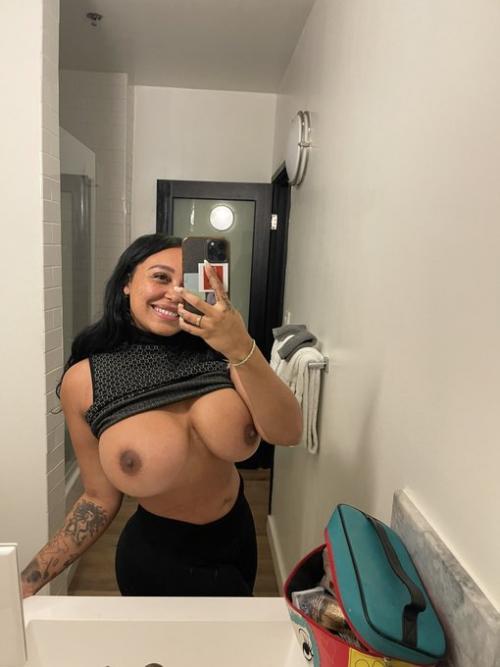 stablekiaraa's snapchat photo - slut, sex, pussy