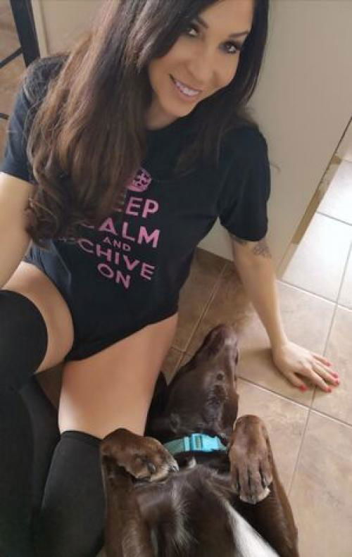 I'm looking for cam sex. Add me on Snapchat leahchloe21