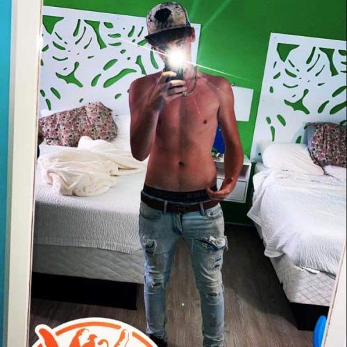 thenewe's snapchat photo - dirty