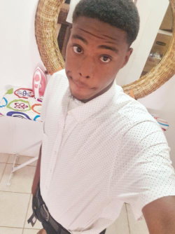 kwamehazel22's snapchat photo - horny, Ebony, Selfie