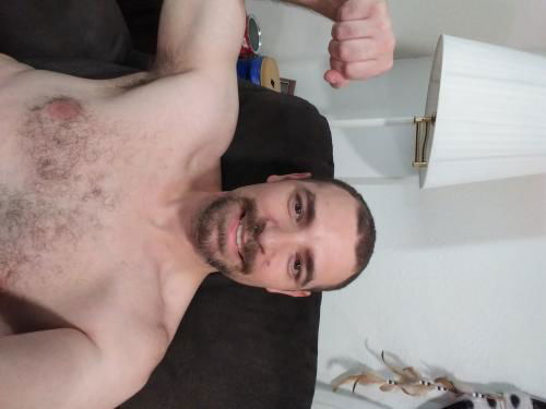 I am interested in trading nude pictures for free