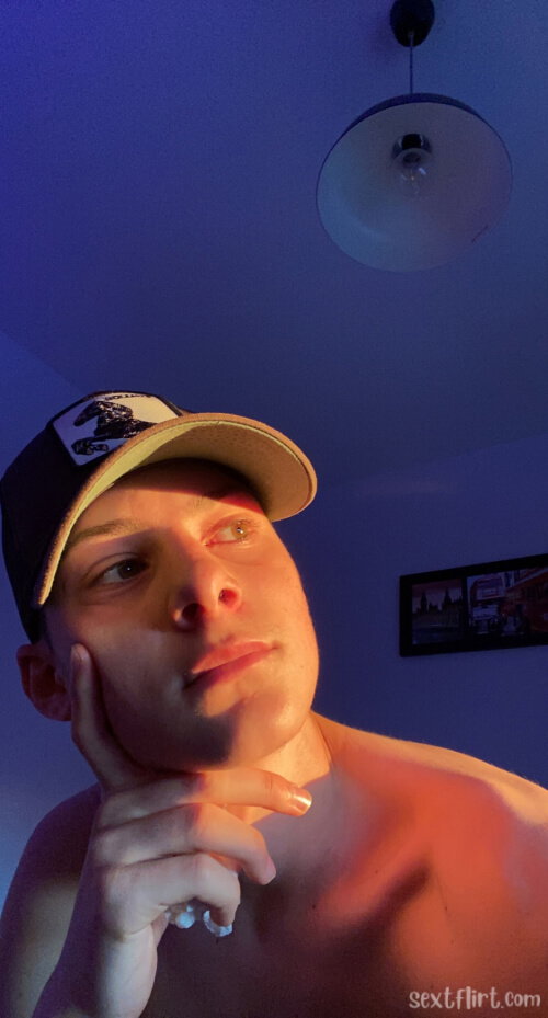 luke0203's snapchat photo - nude, horny, xxx