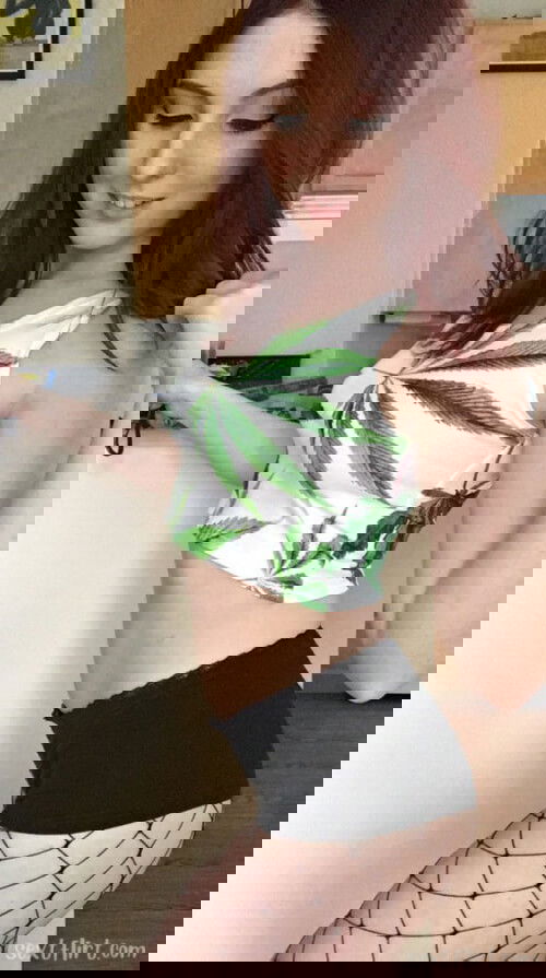 DaniellaSexyjaa add me seller