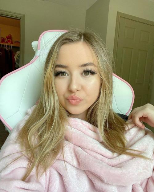 tinazxv's snapchat photo - nude, pussy, leaked