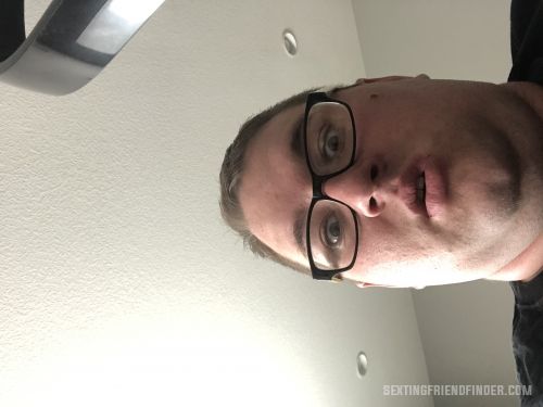 sexybear2594's kik photo - sexting, hookup